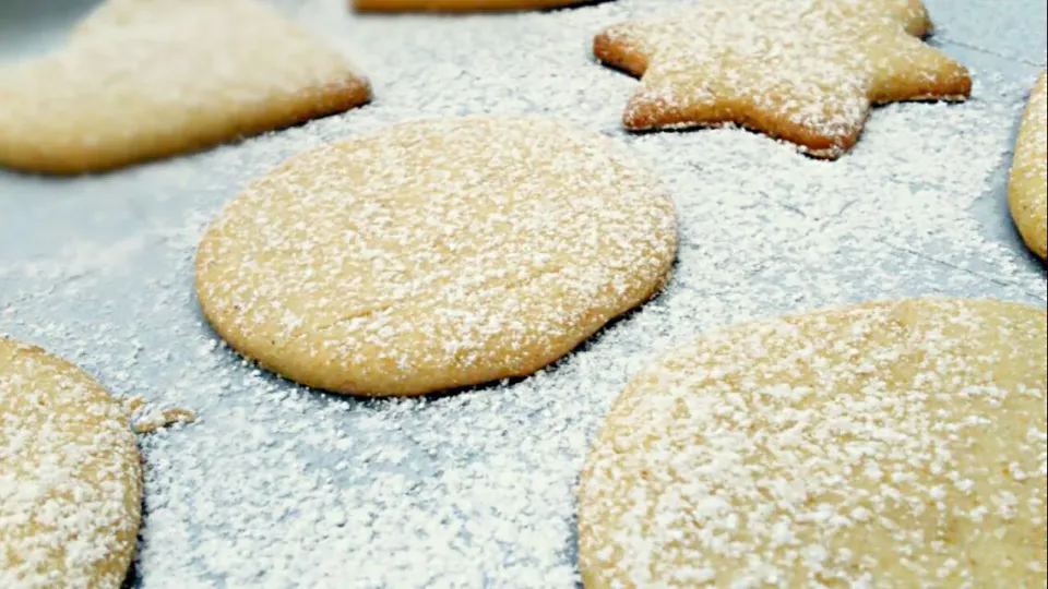 South African Traditional Soetkoekies #sugarcookies #stroopsoet #cookies|Charlotteさん