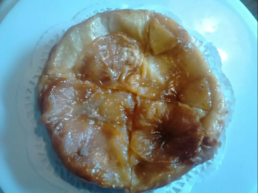 Snapdishの料理写真:tarte tatin with apples,  rough puff pastry|tessさん