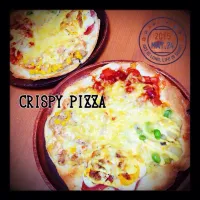 Snapdishの料理写真:CRISPY PIZZA💕