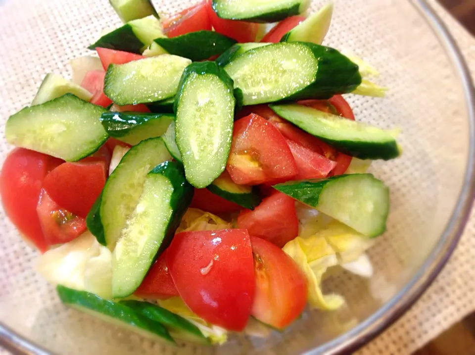 トマト🍅が良い色だわ〜😋|アライさんさん