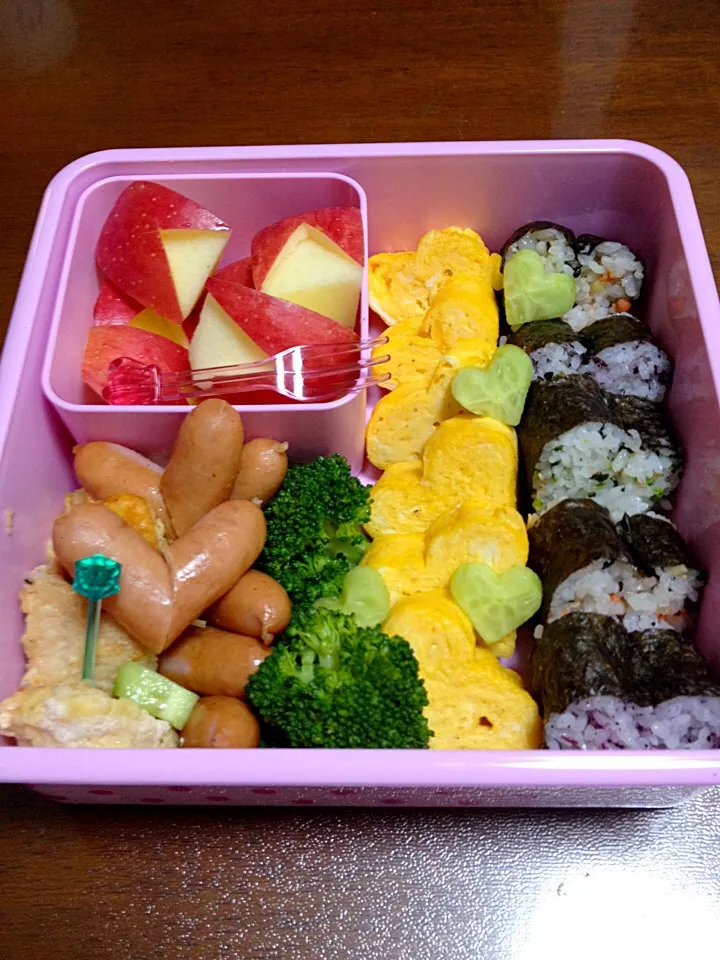 体育祭弁当|るるうささん