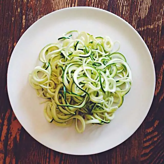 zoodles zucchini noodles|CHUENCHAIさん