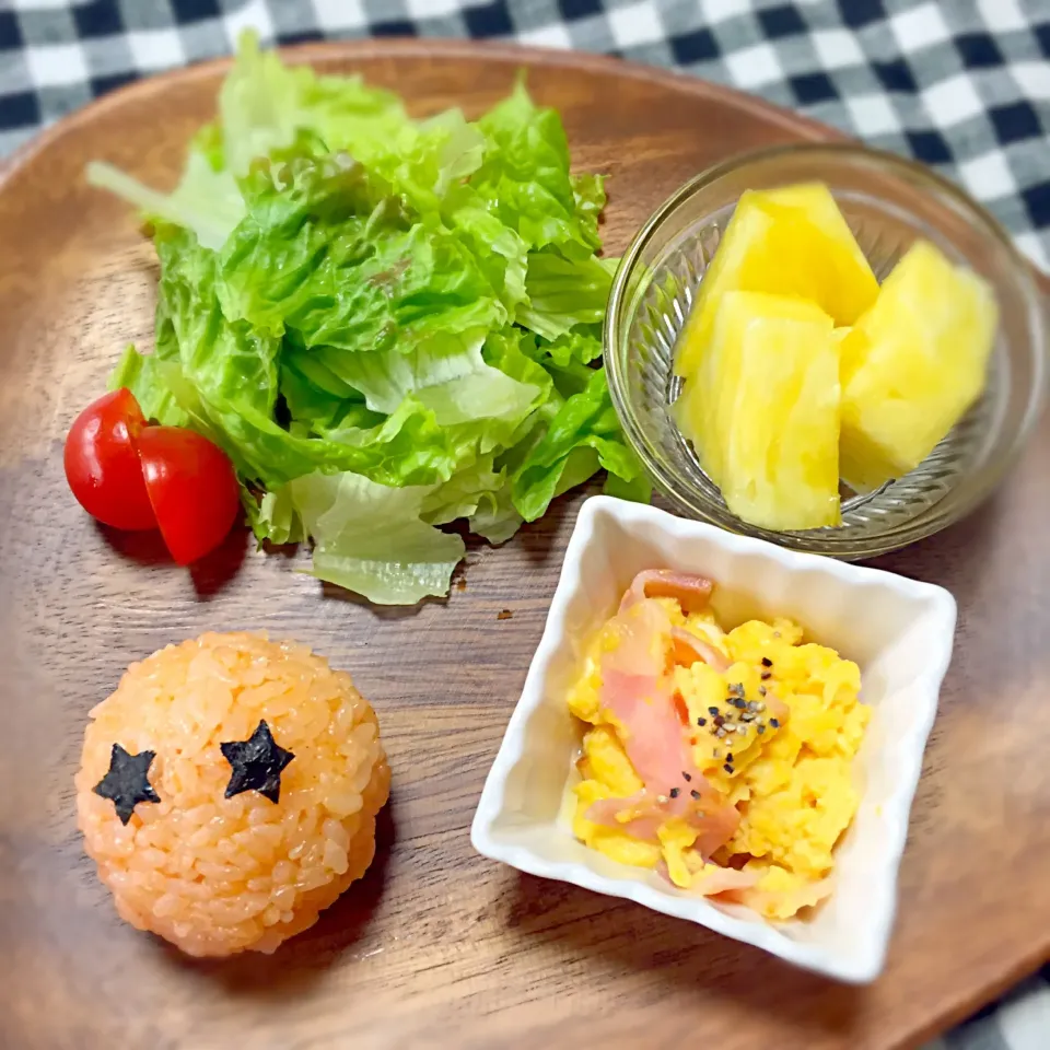 Snapdishの料理写真:息子の朝ごはん|キナリさん