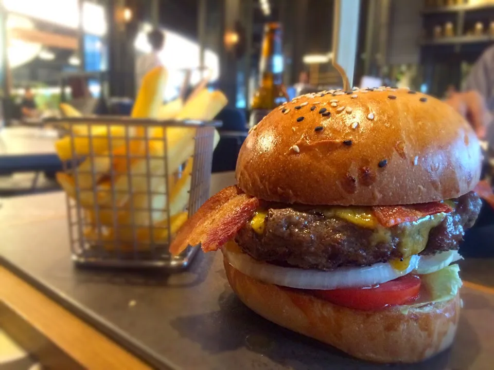 WAGYU burger|ひぐちんさん