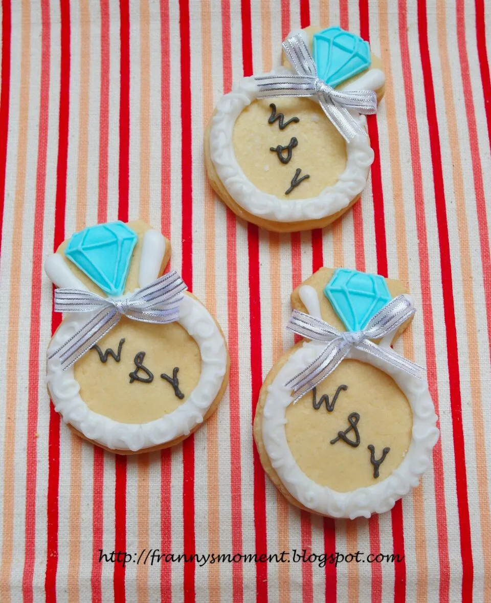 Diamond ring icing cookies|Frannyさん