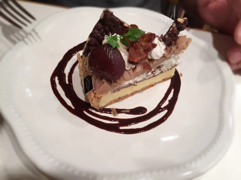 Snapdishの料理写真:Mont Blanc Cake at La Maison Restaurant In Lumine|joさん