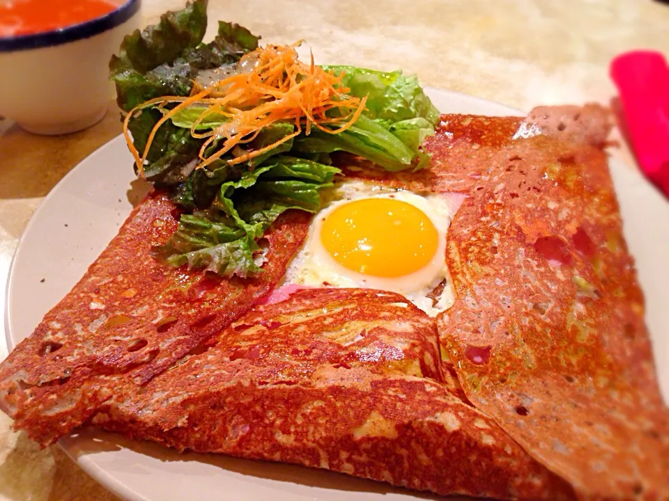 Snapdishの料理写真:Galette Complete|chan mitsuさん