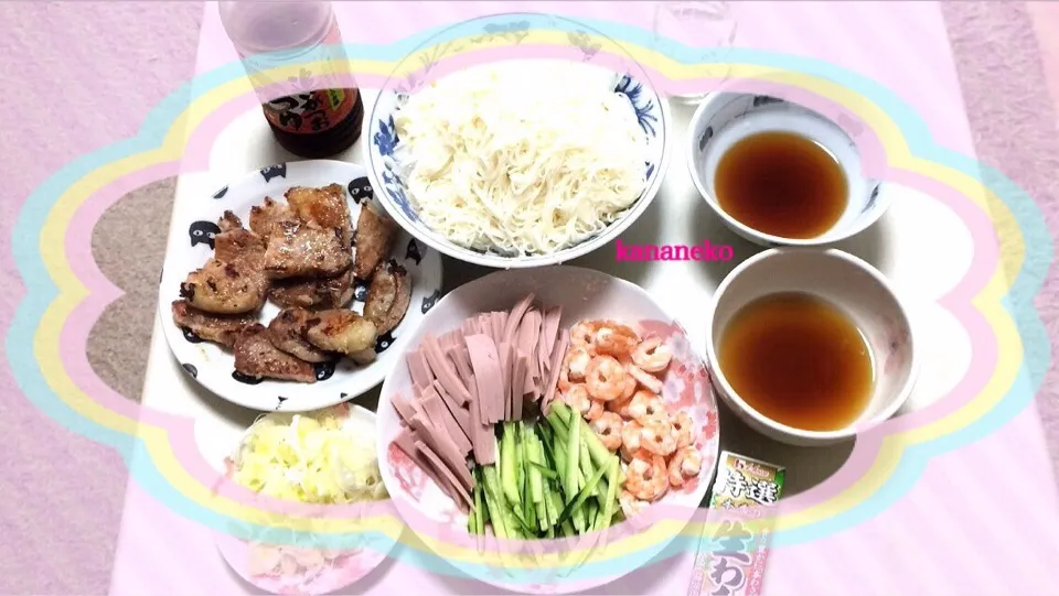 今夜の夕食！ 食器がソーメンムードではないのですがー ヽ(；▽；)ノ    (2015.05.30,19:02)|かなさん