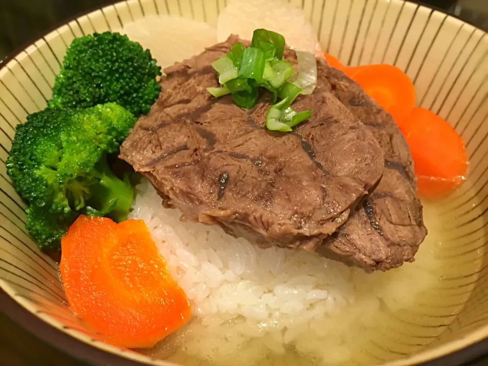 Clear Beef Shank Soup with Rice|Angelaさん