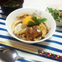 Snapdishの料理写真:簡単親子丼|ゆいさん