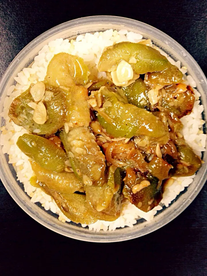 Fried Sponge Cucumber w/ Steamed Rice|Seagrapesさん