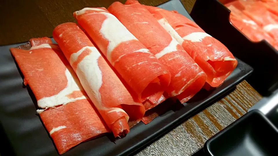 Snapdishの料理写真:shabu shabu buffet|joo youngさん