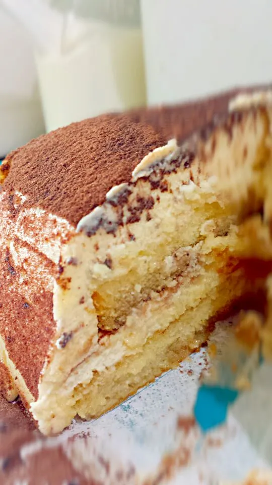 Snapdishの料理写真:Tiramisu cake|laksmi nurul ismiraさん