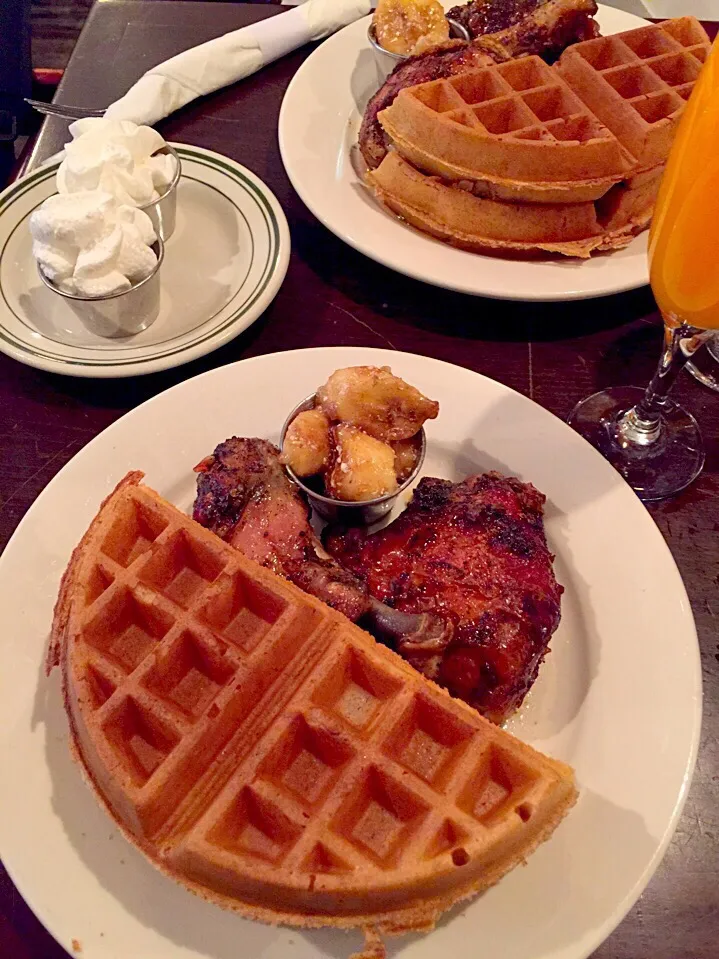 Jerk chicken & Waffles|Yummy Geeさん