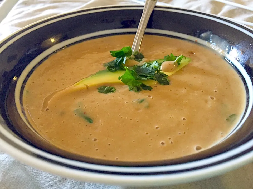 Snapdishの料理写真:Potato and mushroom soup|Curie Madalaさん