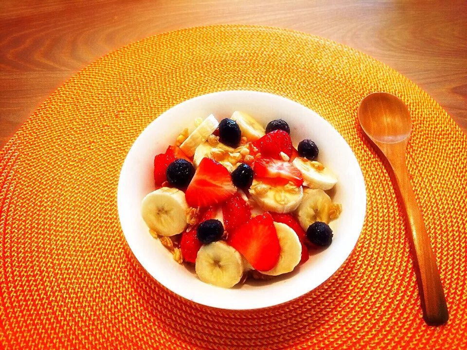 Today's breakfast is acai bowl.|Yoshie Minagawa Hommaさん