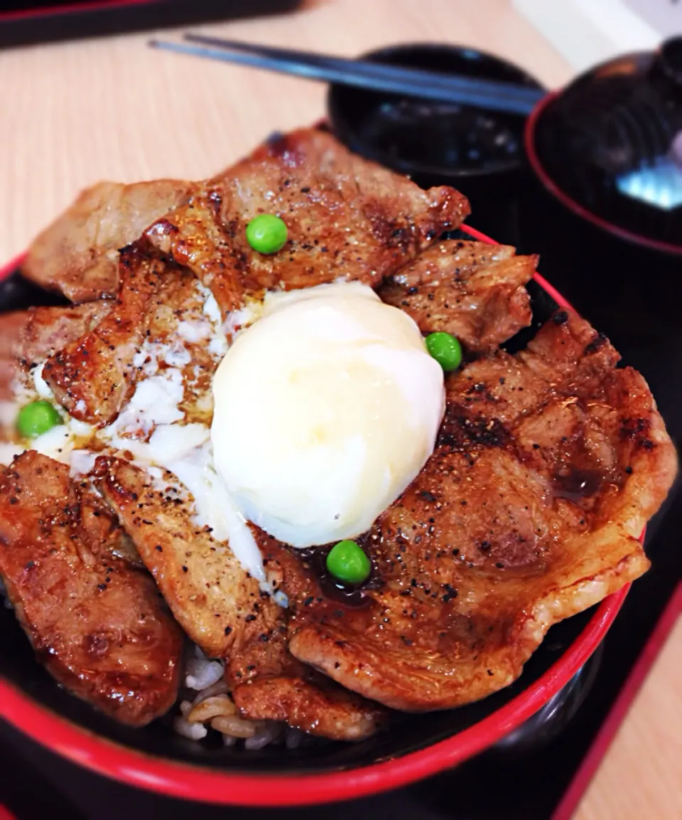 Snapdishの料理写真:豚丼 Butadon@Butahage, Liang Court|coxiella24さん