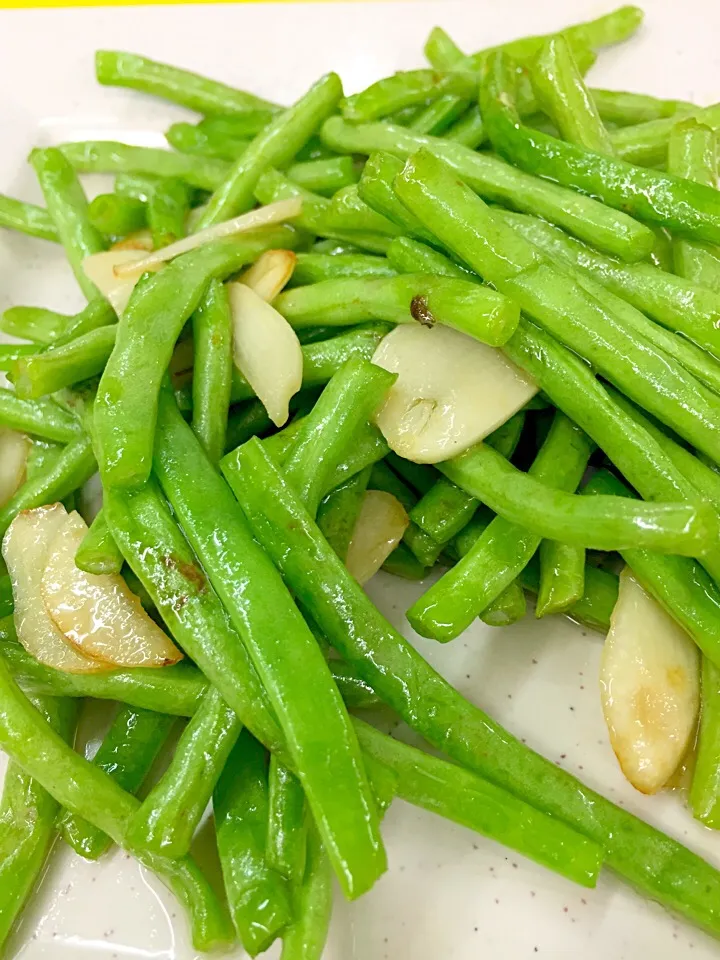 Long bean with garlic|\_|m |<0|<  |<#|nさん