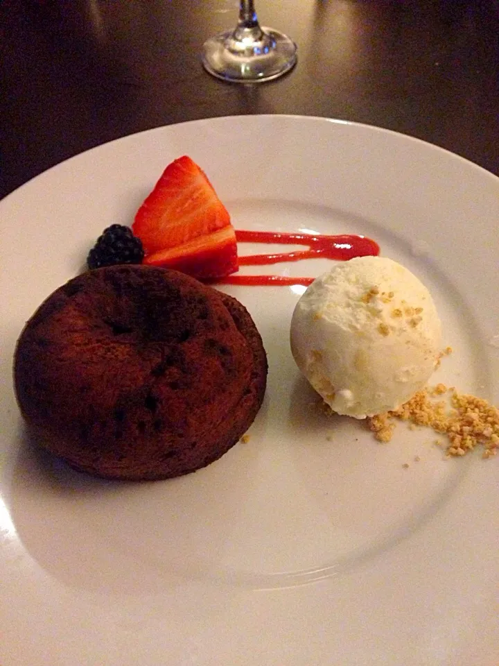 Snapdishの料理写真:Chocolate Fondant with White Chocolate Ice Cream and a fruit sauce #chocolatefondant #chocolate #icecream #whitechocolate #strawberry #blackberry #biscuit|Calum Clarkさん