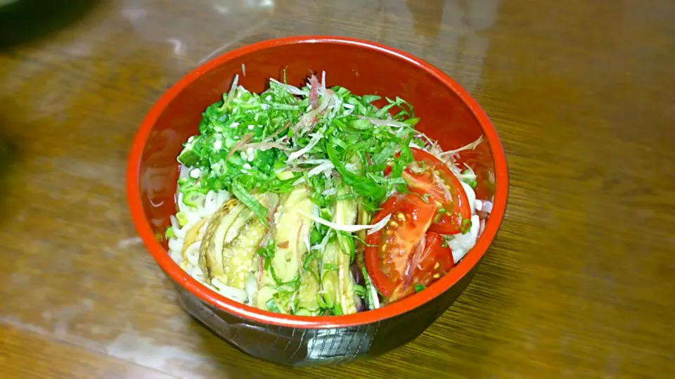 焼きナスと薬味の冷うどん|Naoさん