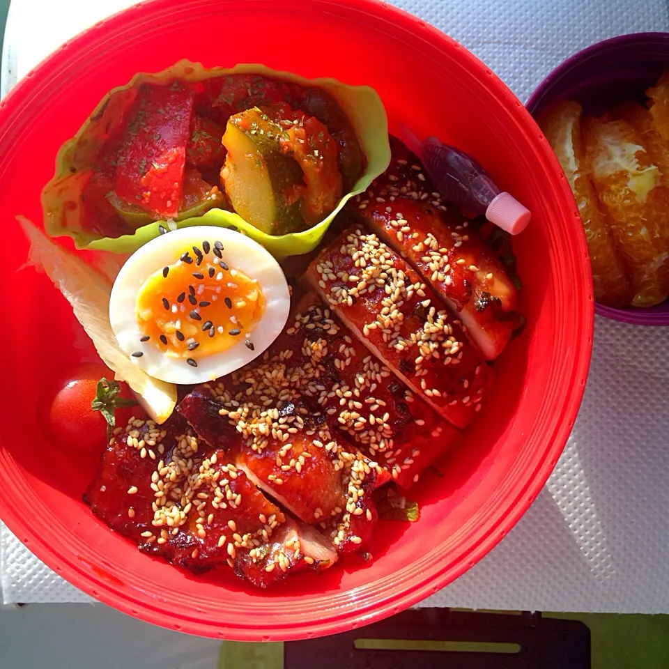 鶏ももグリル丼弁当|オリーブさん