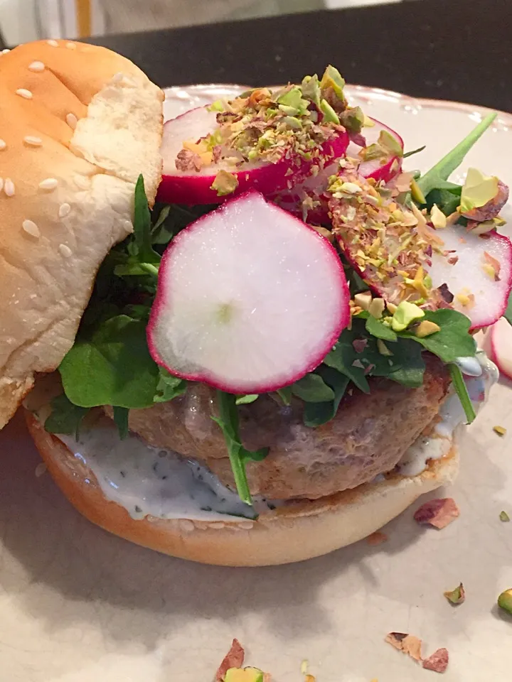 Turkey Burger with Cilantro Lime Aioli, Radish, Arugula and Crushed Pistachio Nuts|K Goodnessさん