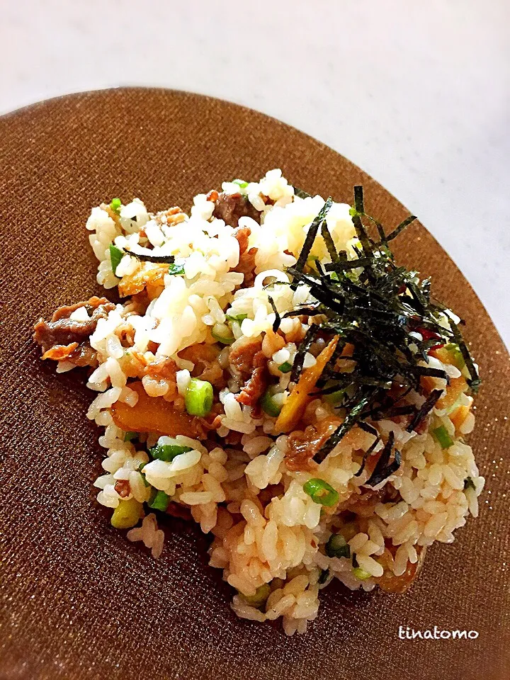 Snapdishの料理写真:牛肉のしぐれ煮混ぜご飯！|Tina Tomoko😋さん