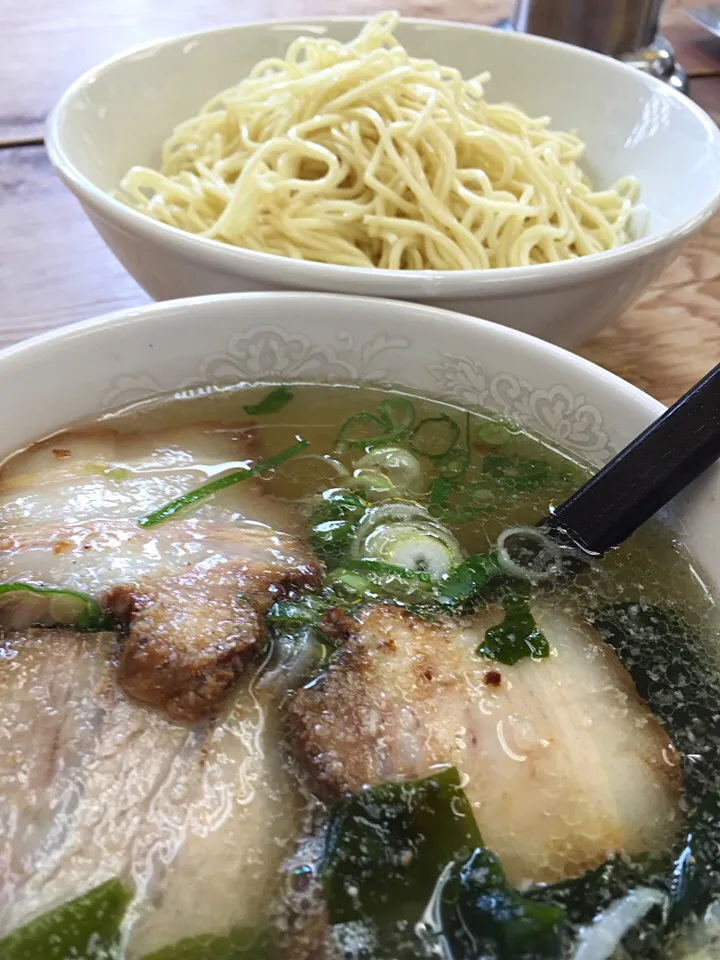 おじいちゃんの作ったつけそば塩ラーメン390円じゃけん‼︎|たぁちさん