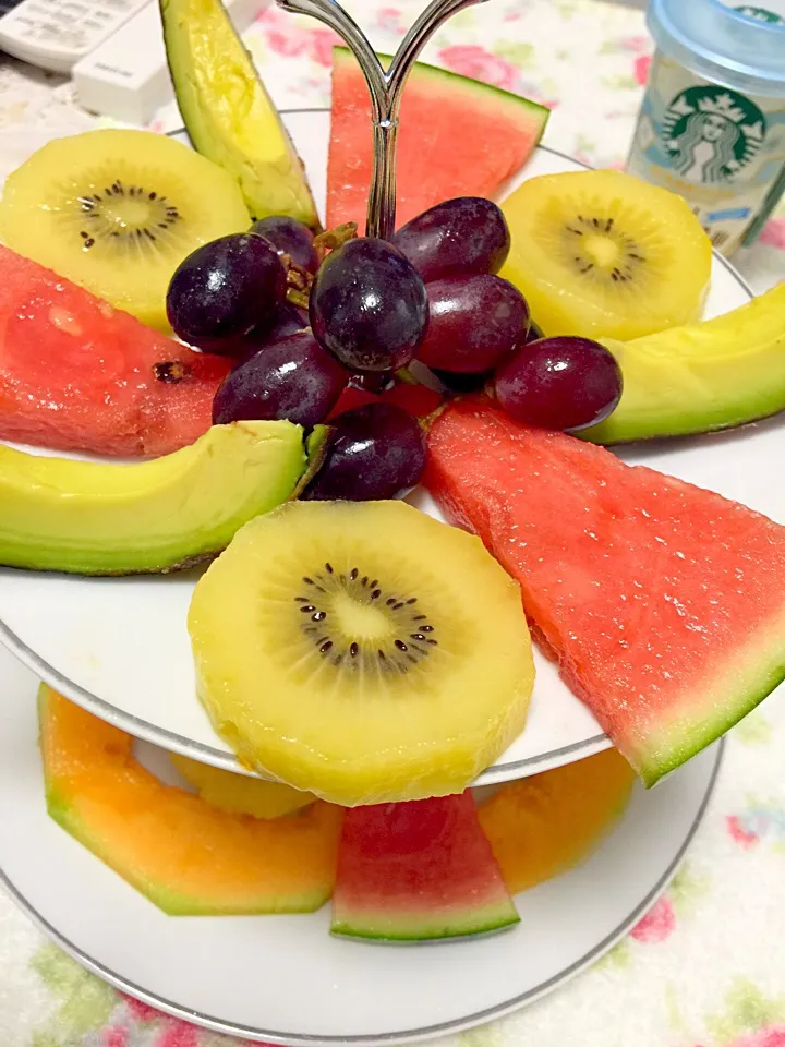 The colors of the rainbow 🍉🍈🍋🍓🍇🍏 #fruitePlate|reviliaさん