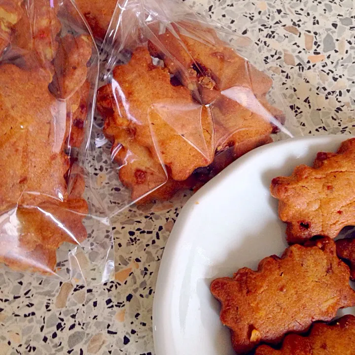 りずむさんの料理 ココナッツ風味の黒糖くるみクッキー🍪|びっけさん