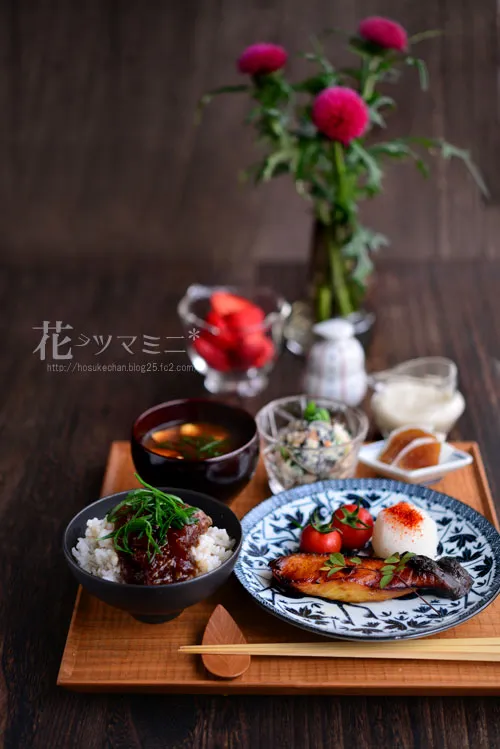 Snapdishの料理写真:「麦とろろ鉄火丼と銀ダラみりん定食」 #花ヲツマミニ|ほ助さん