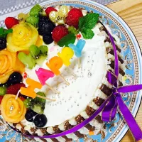 Snapdishの料理写真:友達夫婦の結婚一周お祝いで手作りケーキでほんの気持ち|yukiさん