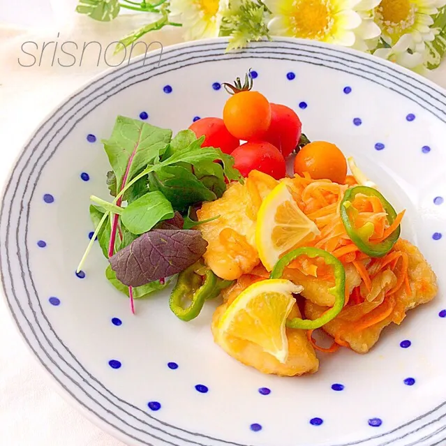 Snapdishの料理写真:鶏むね肉のレモン風味南蛮漬け|なおさん