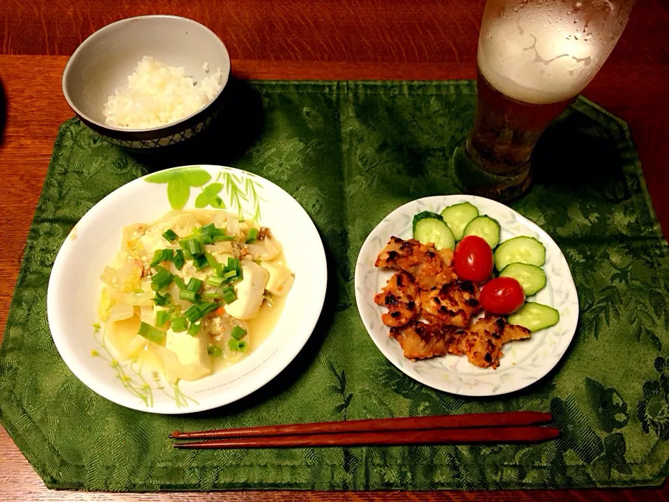 タンドリーチキン  頂き物の玉ねぎと豆腐と白菜和風だし炒め ビール|Ａｋａｒｉ♡さん