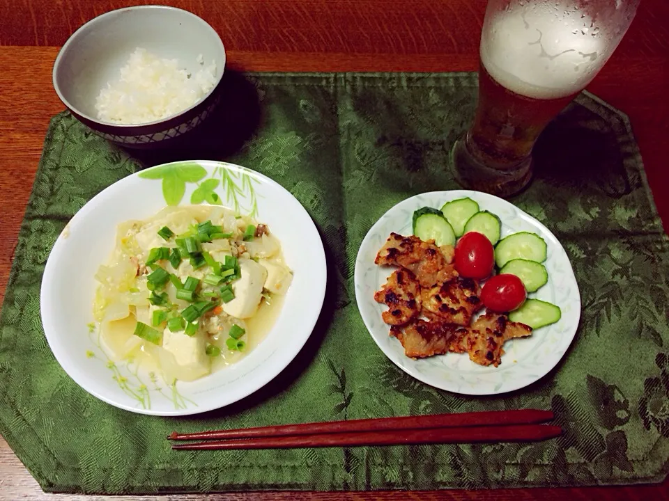 タンドリーチキン  頂き物の玉ねぎと豆腐と白菜和風だし炒め ビール|Ａｋａｒｉ♡さん