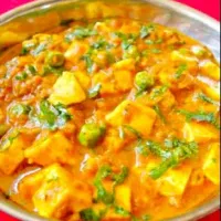 Snapdishの料理写真:Indian , matet paneer|somya tripathiさん