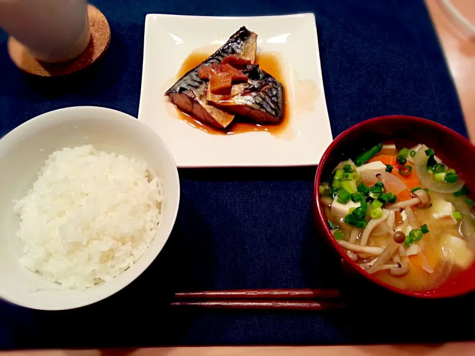 旦那作☆ 魚の煮付けとお味噌汁♪|めぐさん