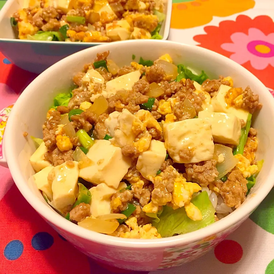 創作料理♡麻婆豆腐風の焼肉丼な晩ごはん|さくたえさん