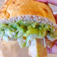 Guacamole chipotle chicken|Martina C. Lebronさん