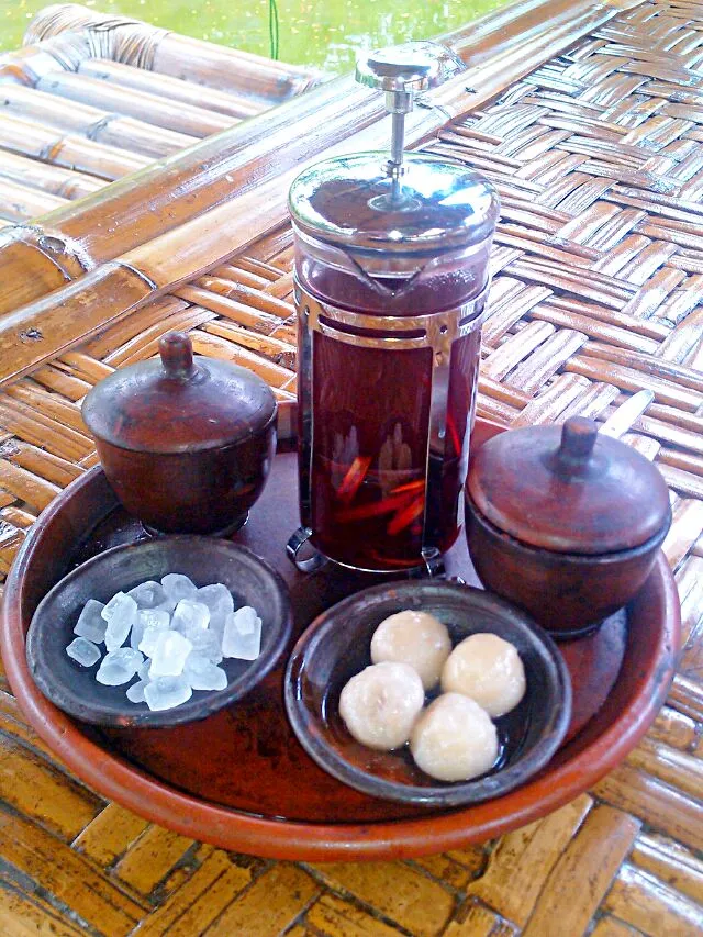 Traditional Herbs Drink|Tya LaCroaziaさん