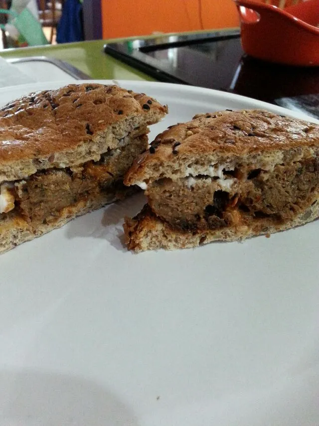 vegan mtbl parm sandwich with veganaisse.|Polly Gelfusoさん