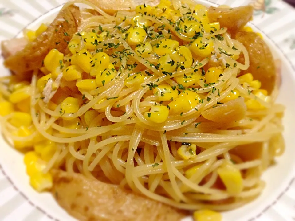 ポテトとコーンのガリバタ風味パスタ★|RIEママさん