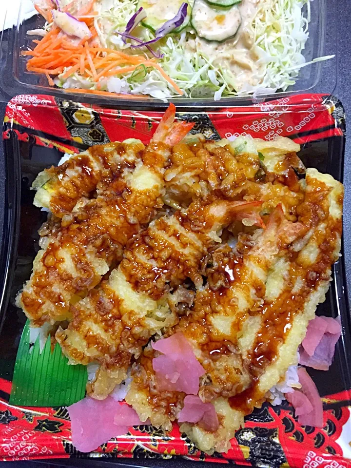 海老3尾天丼弁当|るみおんさん