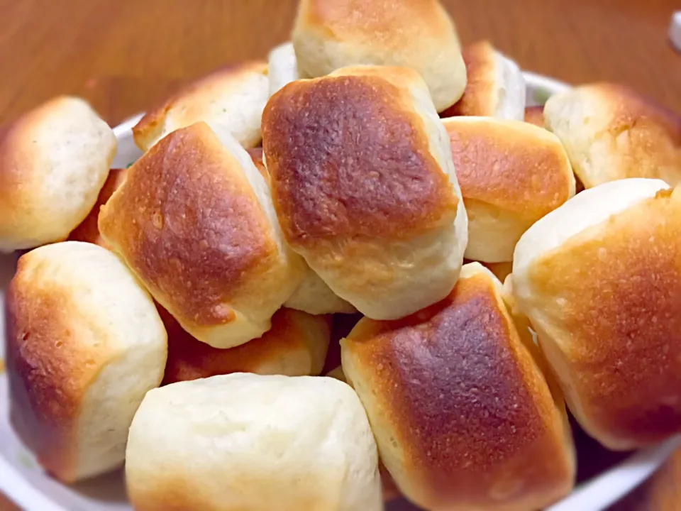 一口サイズのミルクパン🍞|ぃーずみんさん