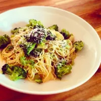 Snapdishの料理写真:Broccoli Sauce & Spaghetti|Gordon Howellさん