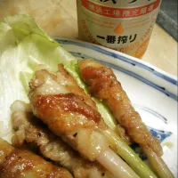 Snapdishの料理写真:ゆっこさんの谷中生姜の豚肉巻き&一番搾り横浜づくり