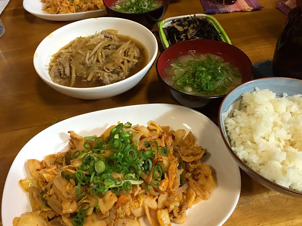 豚キムチと昨日の牛皿(^O^)／|すかラインさん