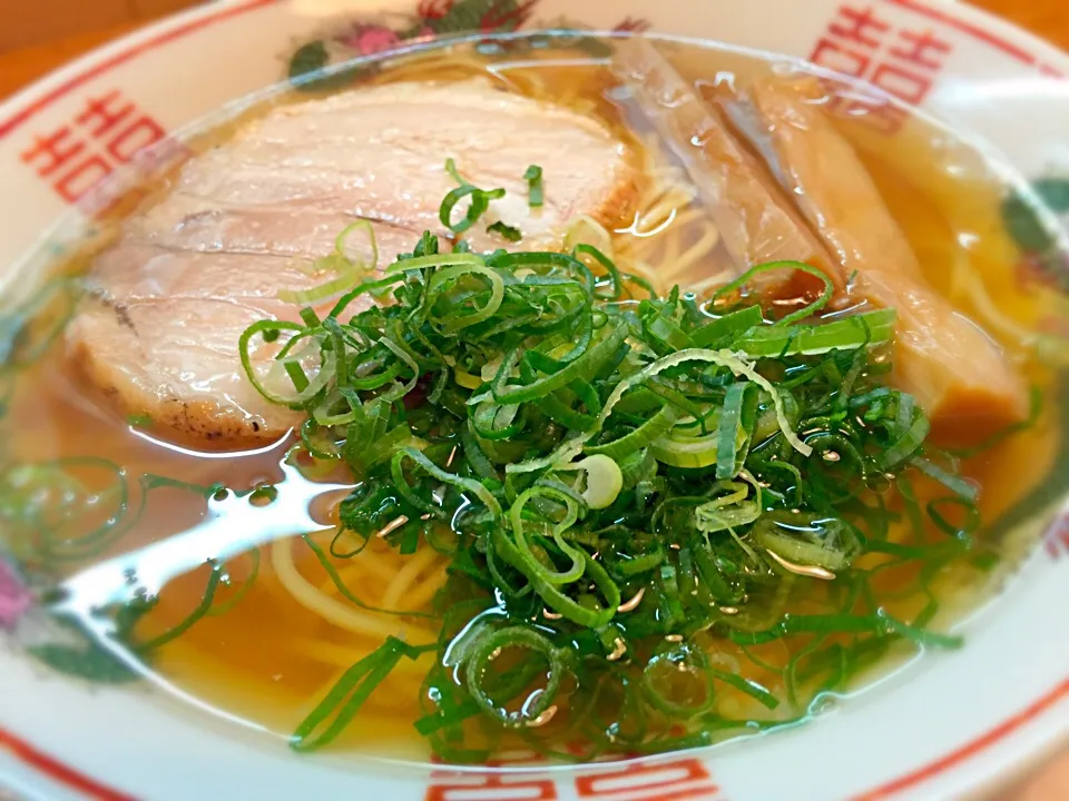 金醤油ラーメン@金久右衛門(梅田)|かっちっさん