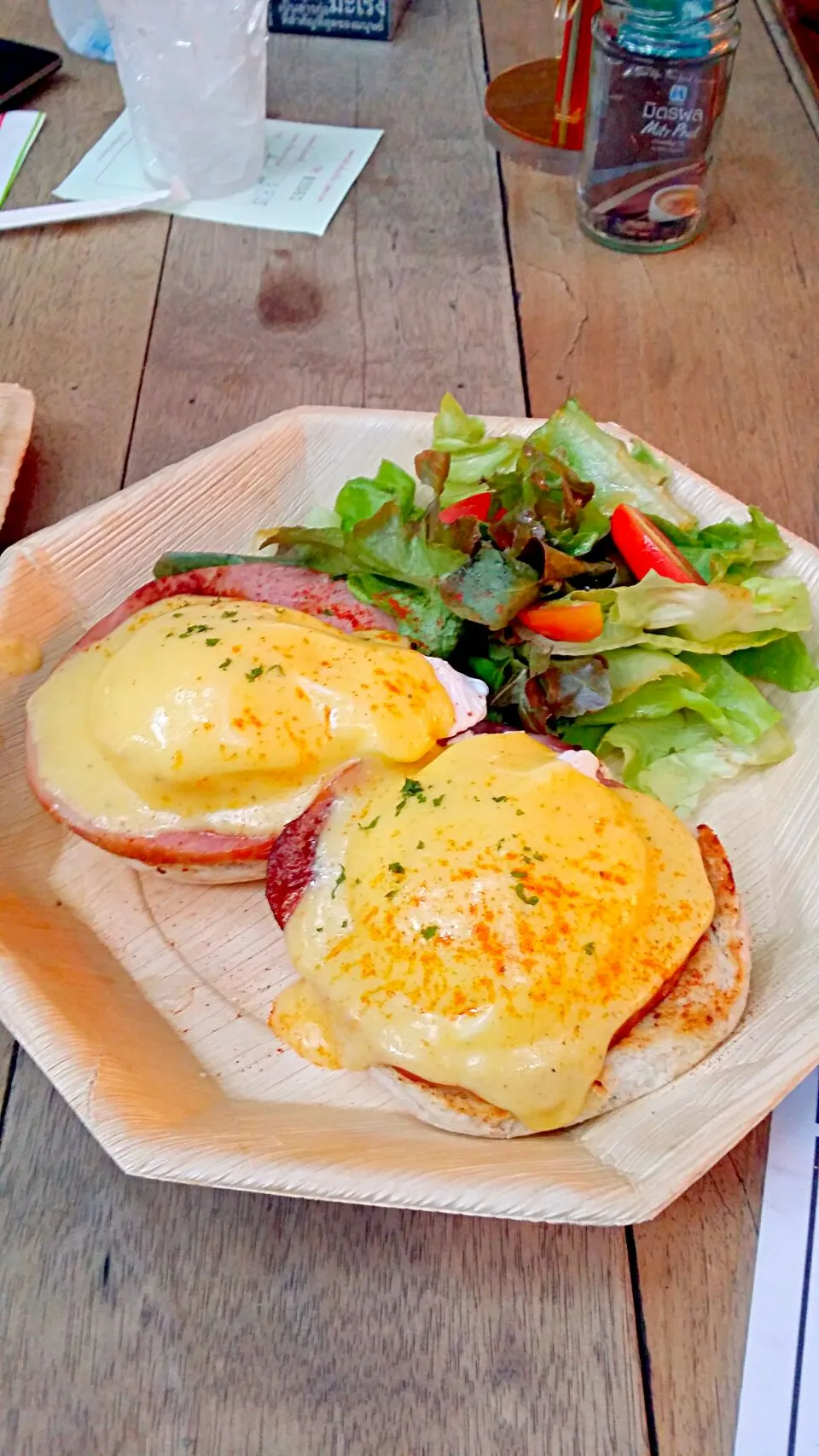 Egg Benedict #egg #benedict #eggbenedict #Breakfast/Brunch #gramcafe|Pupe Taksapannさん