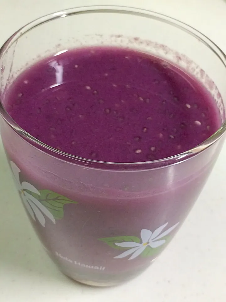 Chia seeds Acai smoothie|T’s lanaiさん